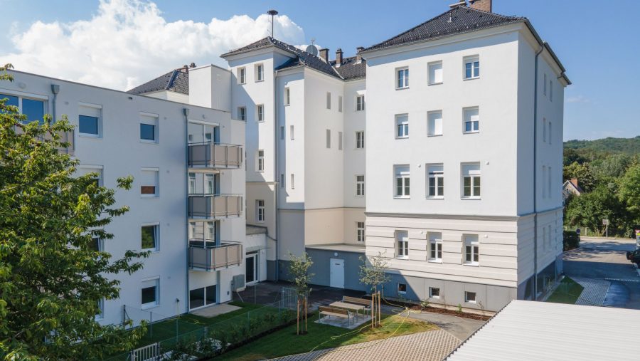 Immobilie von Wien-Süd in 2563 Pottenstein, Hainfelder Straße 42-44 #1